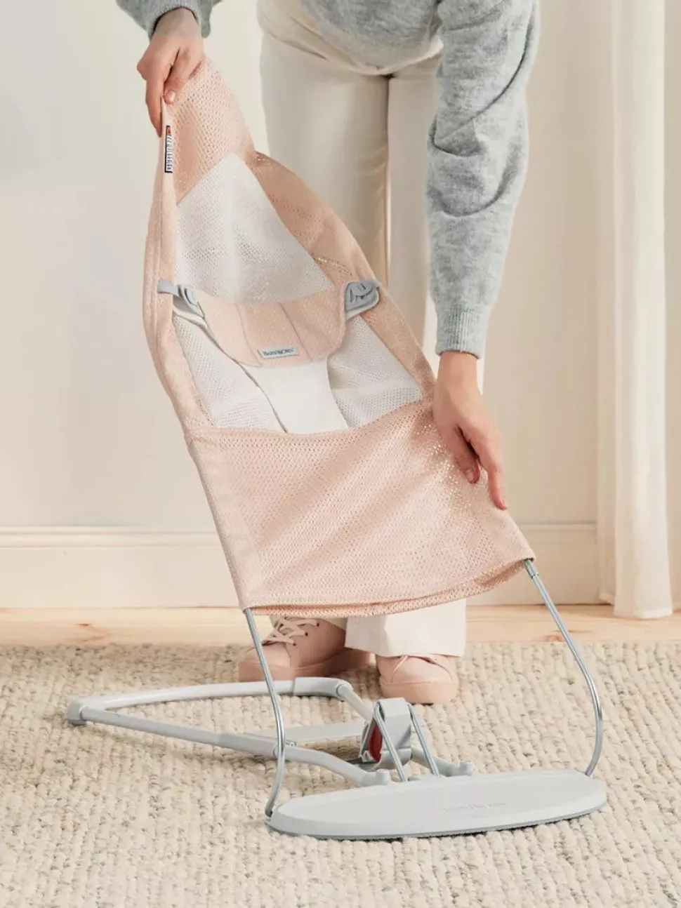 BabyBjörn Bouncer Balance Soft, Light Gray Frame Mesh Pearly Pink/Grey