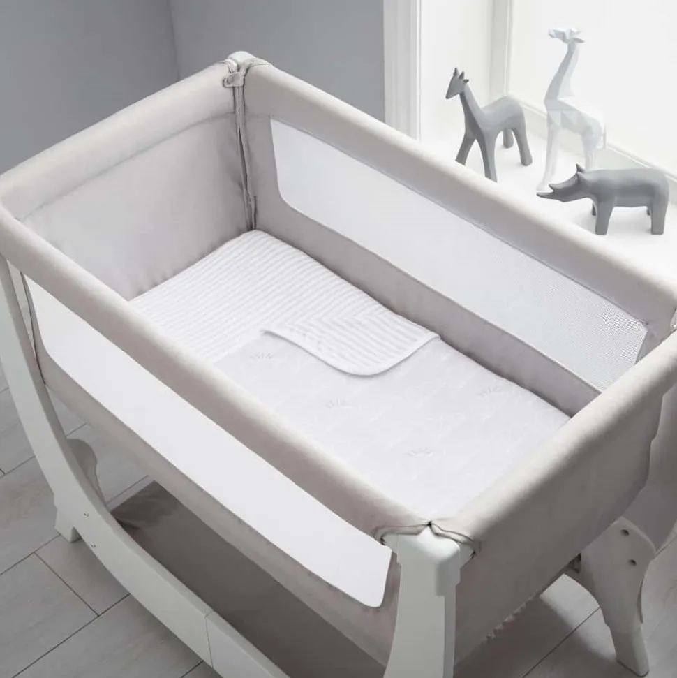 BEABA x Shnuggle Bedside Sleeper Infant Crib Bedding Set - Cloud