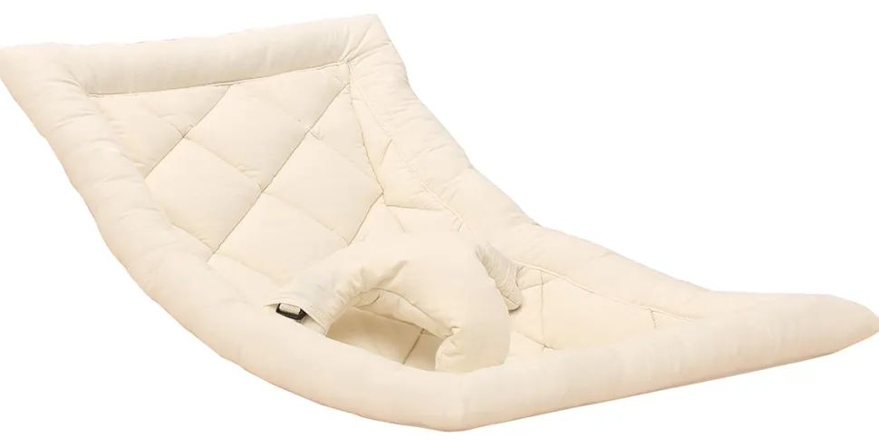 Charlie Crane LEVO Baby Rocker - Walnut / Organic White