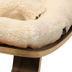 Charlie Crane LEVO Baby Rocker - Walnut / Fur Milk