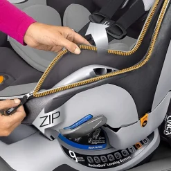Chicco Nextfit IX ZIP Convertible Car Seat - Manhattan
