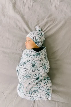 Copper Pearl Newborn Top Knot Hat - Indigo