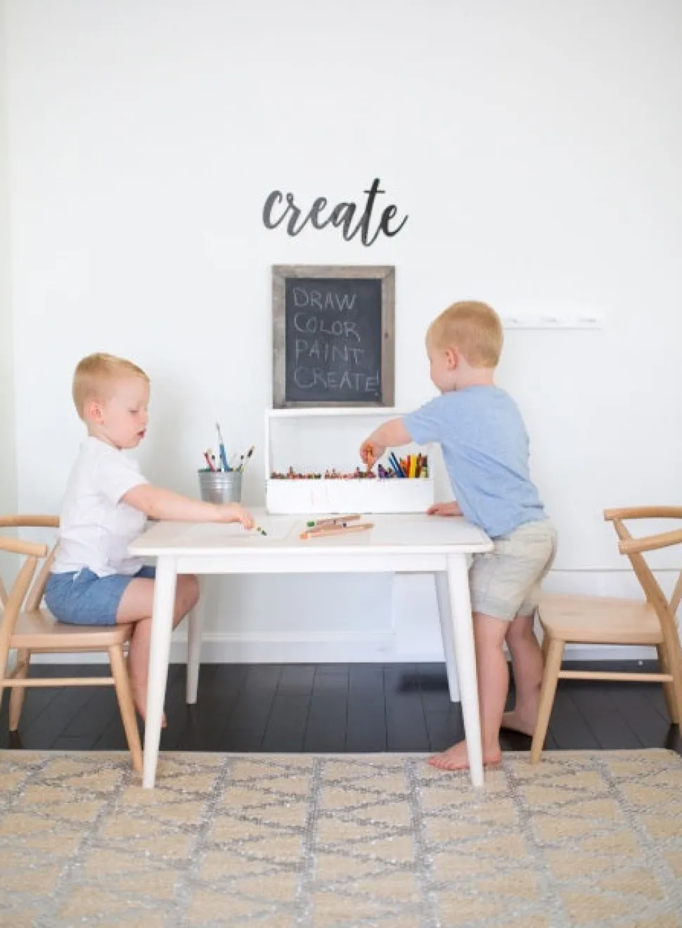 Crescent Play Table, 29 Inch