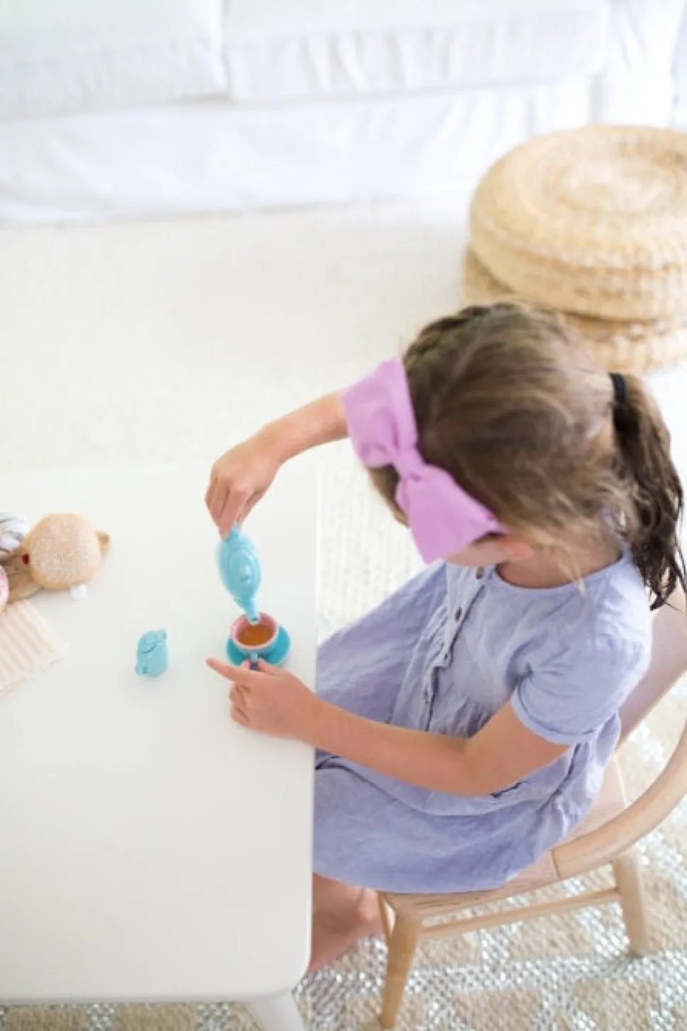 Crescent Play Table, 29 Inch