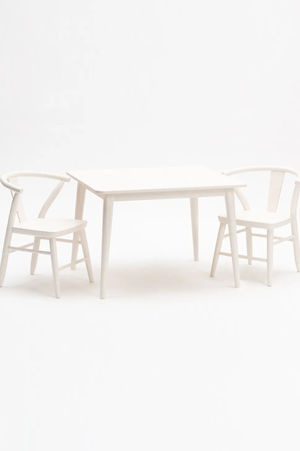 Crescent Play Table, 29 Inch