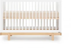dadada Bliss 4-in-1 Convertible Crib - White / Natural