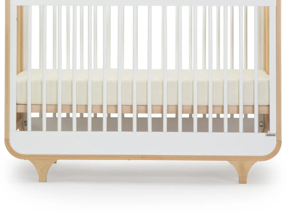 dadada Jolly 3-in-1 Convertible Crib - White / Natural