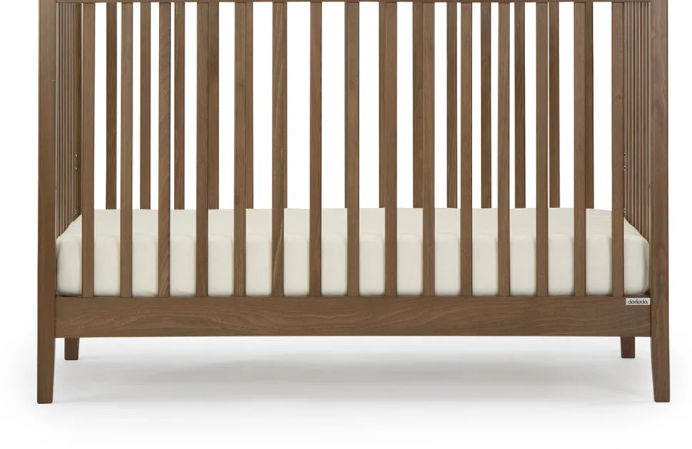 dadada Lala 3-in-1 Convertible Crib - Walnut