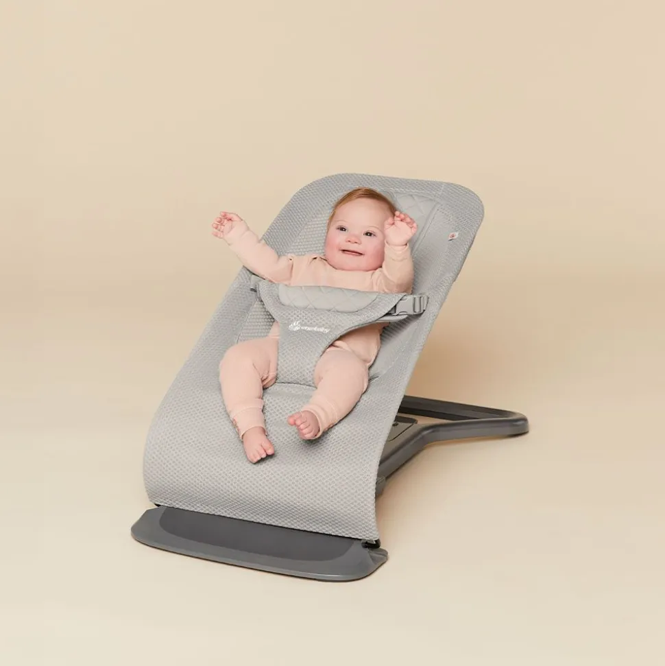 Ergobaby 3-in-1 Evolve Mesh Bouncer - Light Grey