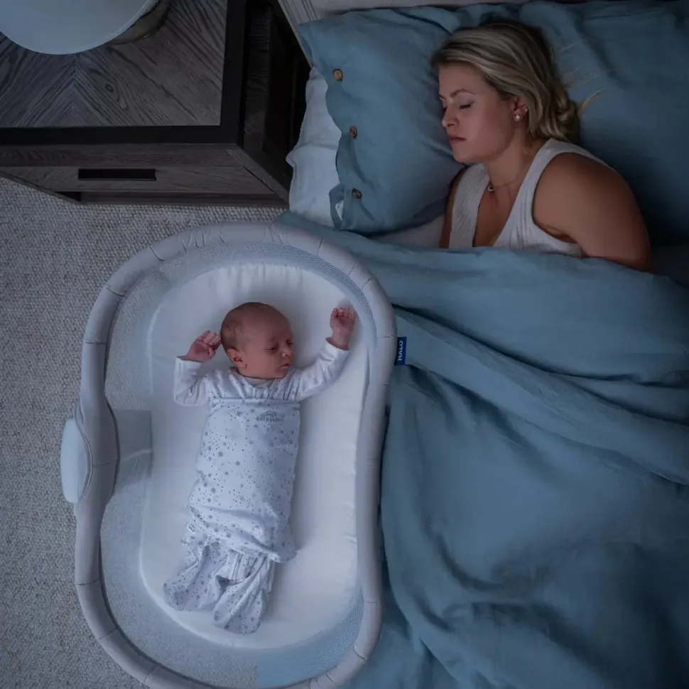 HALO BassiNest Soothing Swivel Sleeper 3.0 Bassinet - Grey