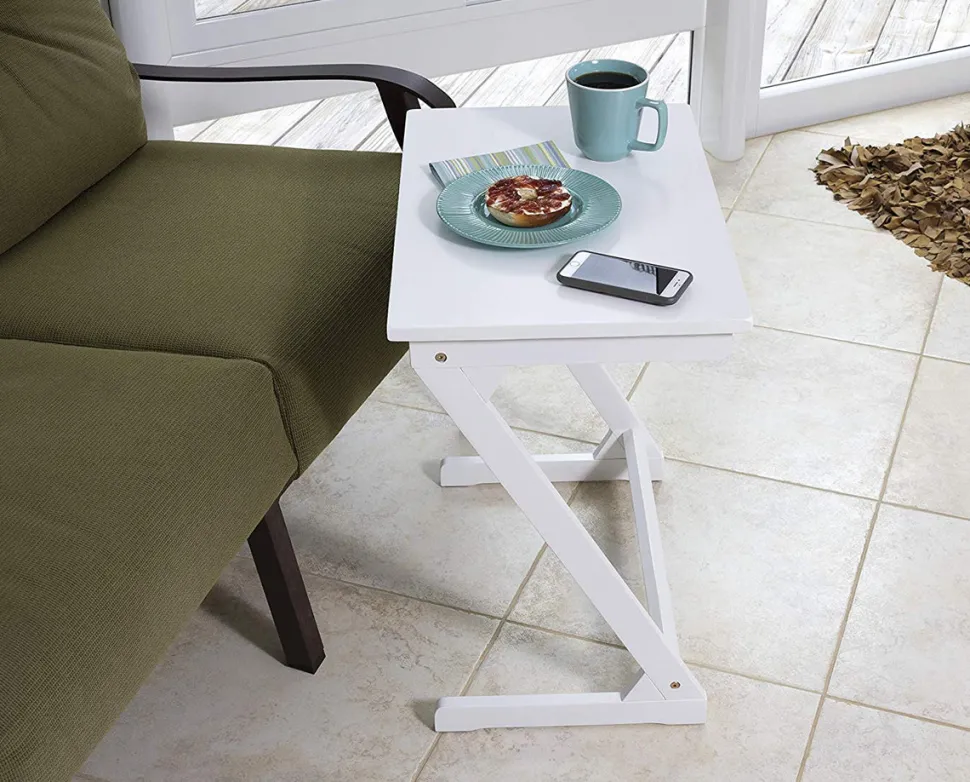 Lipper International Wooden Zig Zag Table - White