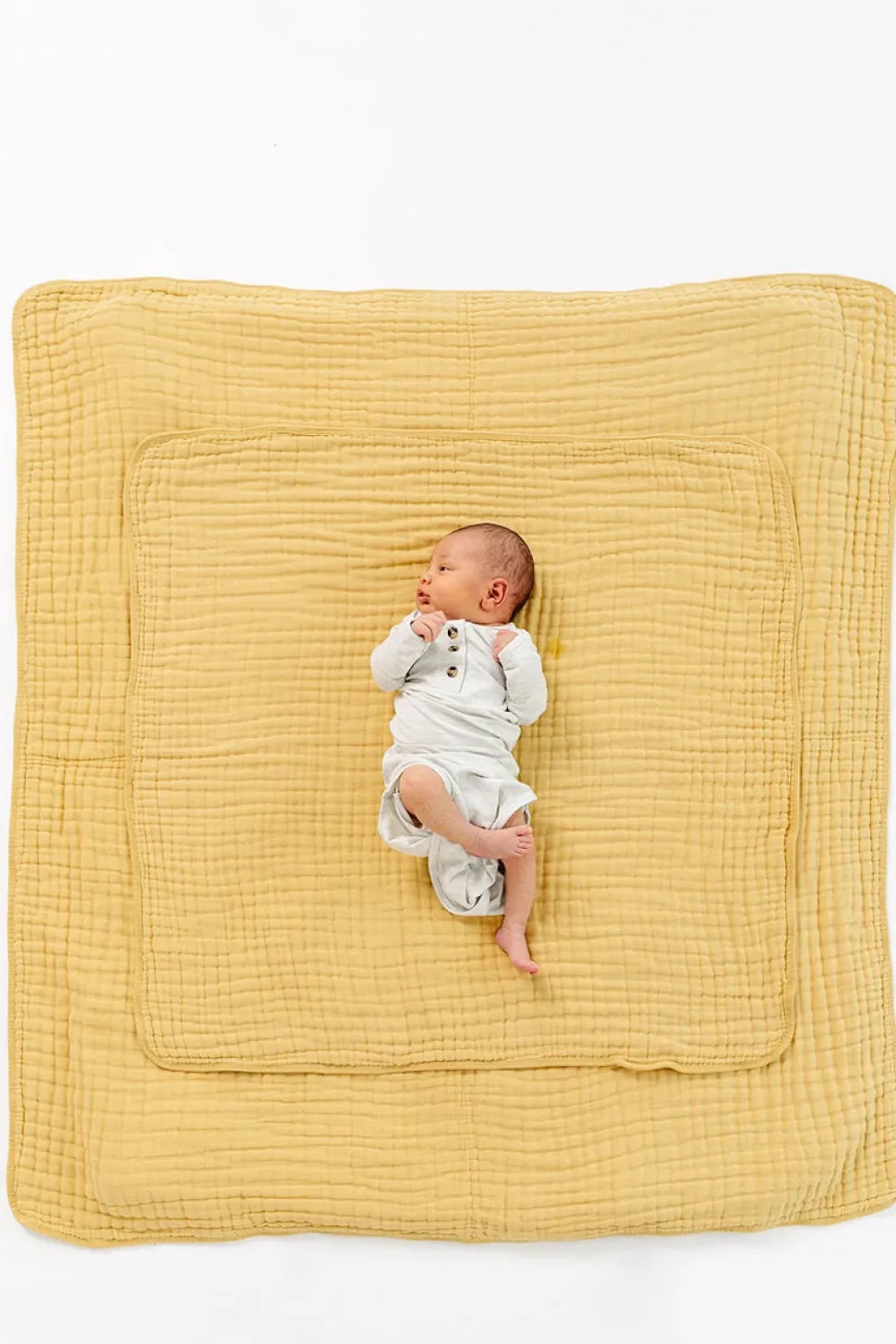 Lou Lou & Company Cloud Muslin Quilt - Honey, Large