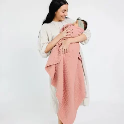 Lou Lou & Company Cloud Muslin Quilt - Rose, Small