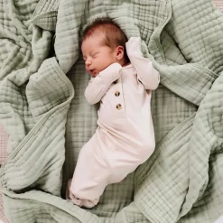 Lou Lou & Company Cloud Muslin Quilt - Sage, Small