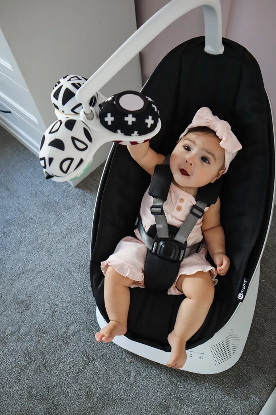 4moms MamaRoo Multi-Motion Baby Swing - Black