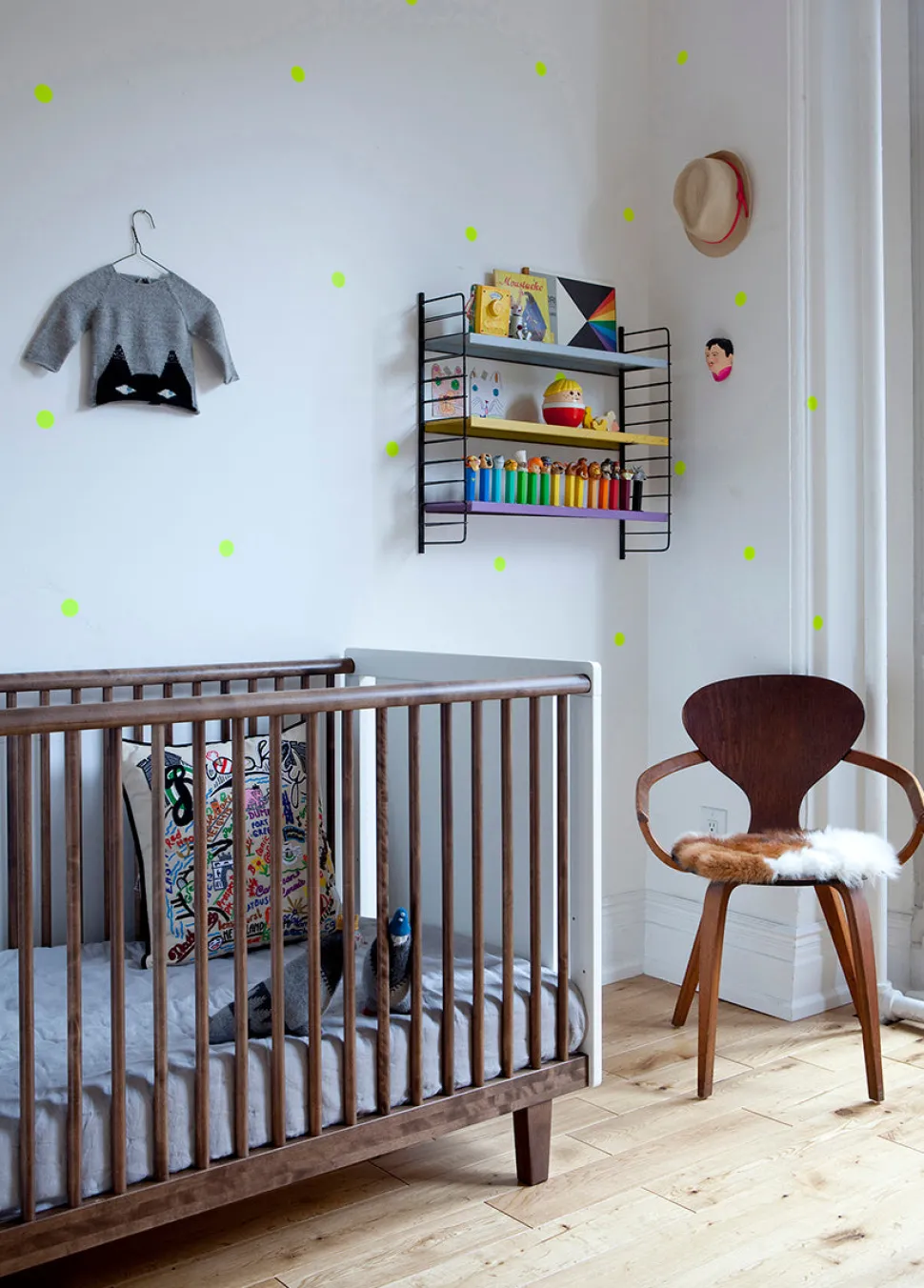 Oeuf Rhea Crib - White/Walnut