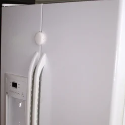 Qdos Adhesive Fridge/Freezer Lock - White