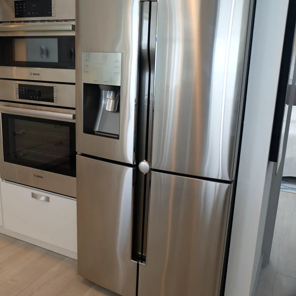 Qdos Adhesive Fridge/Freezer Lock - Chrome