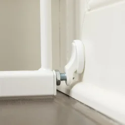 Qdos Auto-Close SafeGate with Extensions - White
