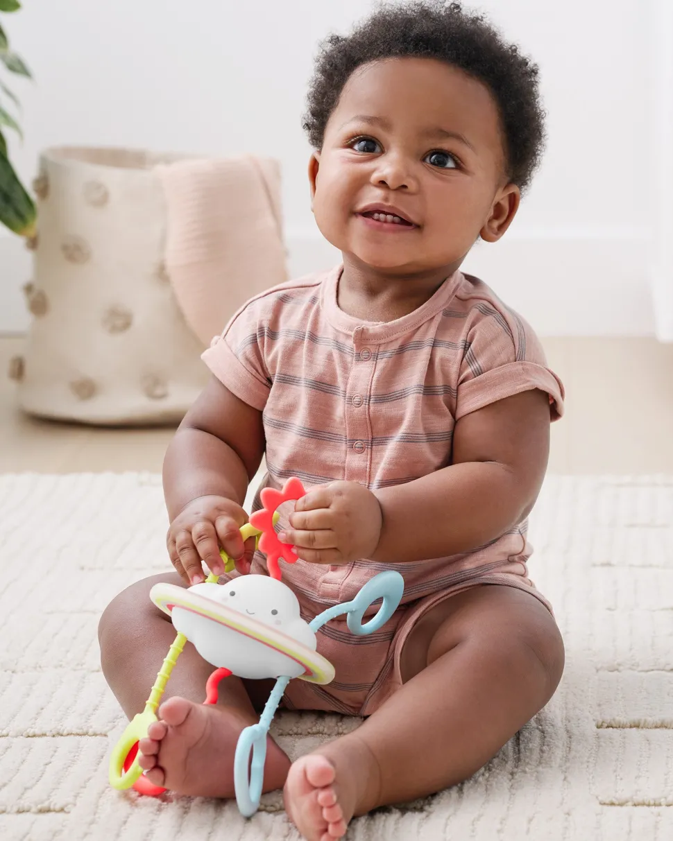 Skip Hop Silver Lining Cloud Pull & Play Baby Sensory Toy