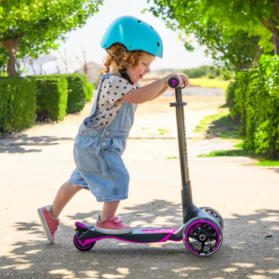 SmarTrike Xtend Ride On & Scooter - Salmon