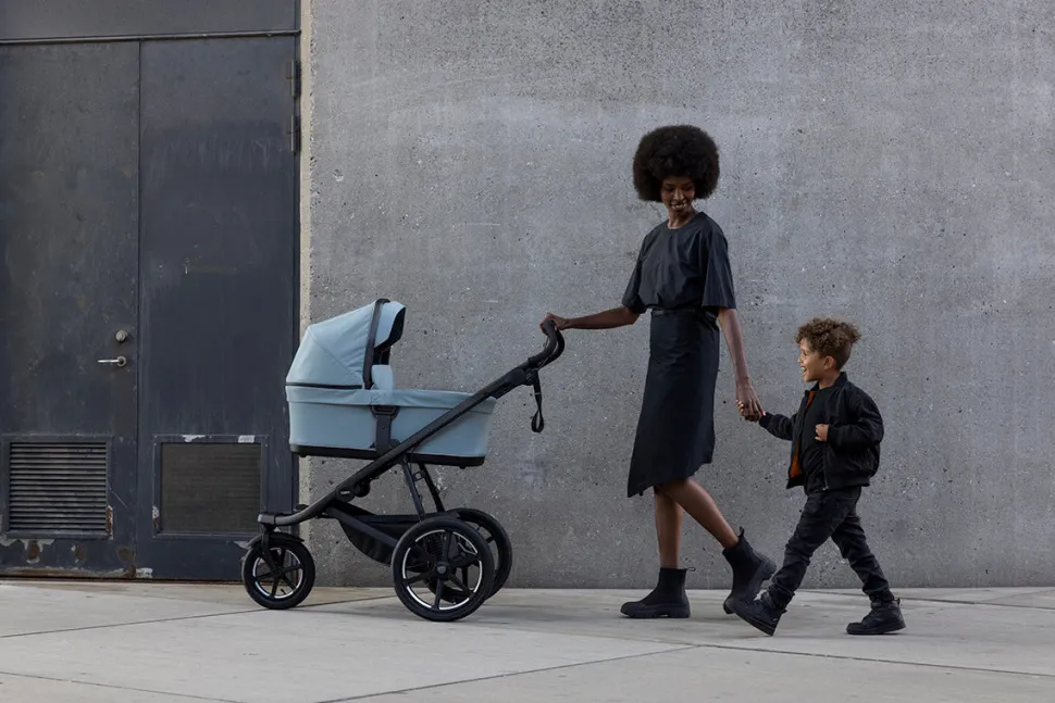 Thule Urban Glide 3 Single Jogging Stroller + Bassinet Bundle - Black