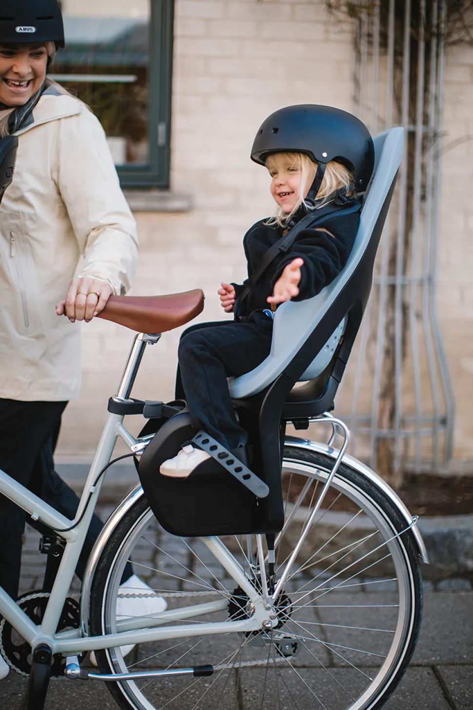 Thule Yepp Maxi 2 Rack Mounted Child Bike Seat - Alaska